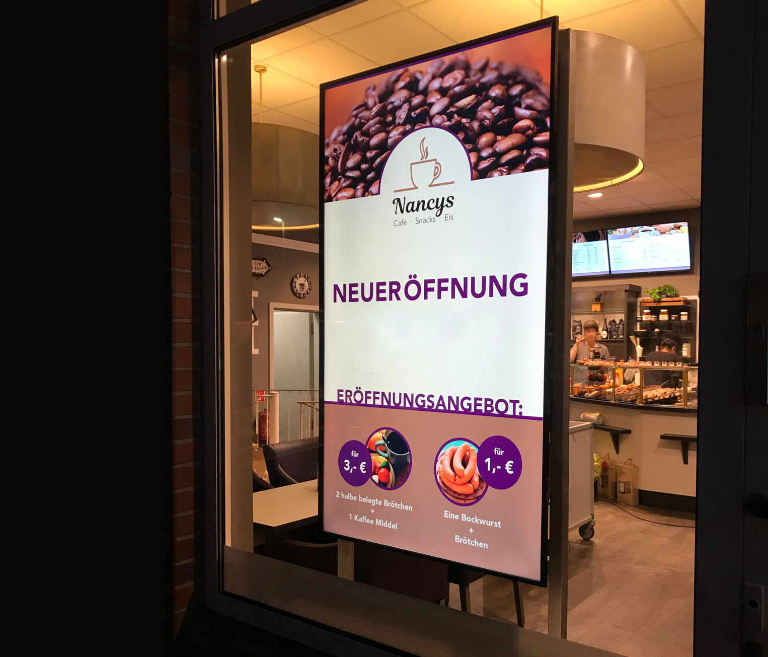 Picture Digital Signage Schaufensterwerbung