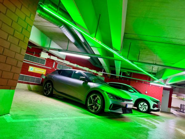 Kennzeichnung der Elektrostellflächen – Contipark Unternehmensgruppe