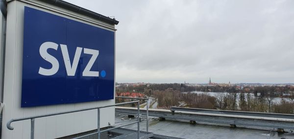 Fassadenwerbung – SVZ Geschäftsstelle